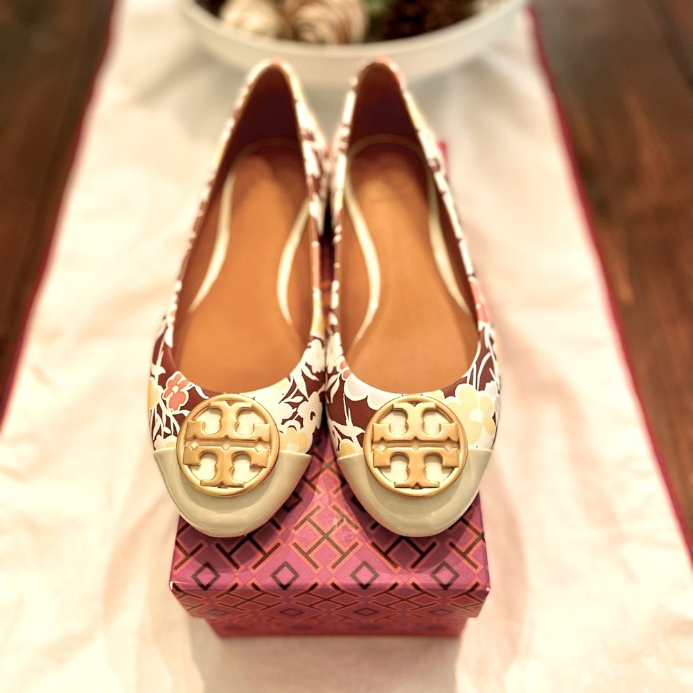 Tory Burch Chelsea Cap-Toe Ballet Flat size 7